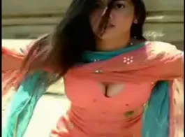 Kajal Aggarwal Nipple Slip
