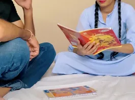 Chut Ka Pani Nikalne Wali Sexy Video